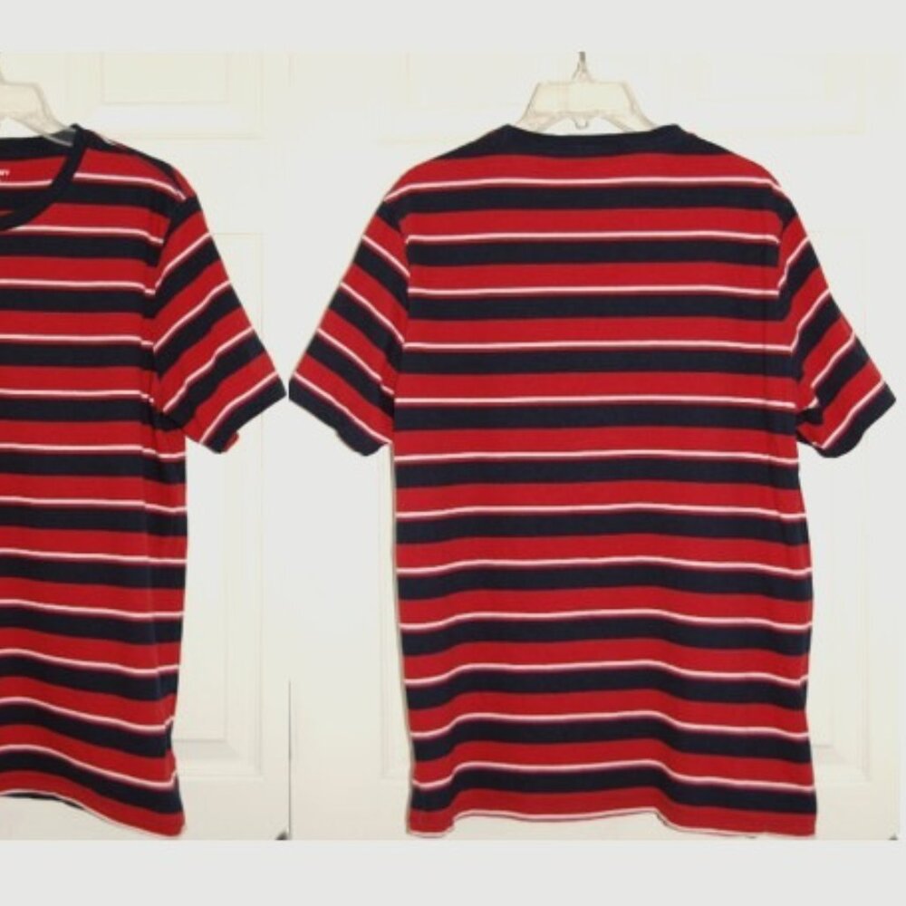 Old Navy Cotton Tee, Men L (44" Bust); Red, Black, & White Striped - Picture 5 of 5